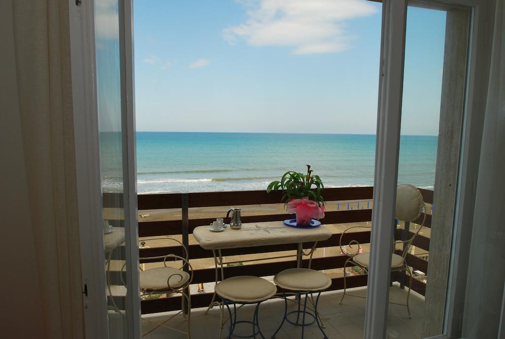 Vacanze Toscane In The Seaside Marina di Castagneto Carducci Room photo